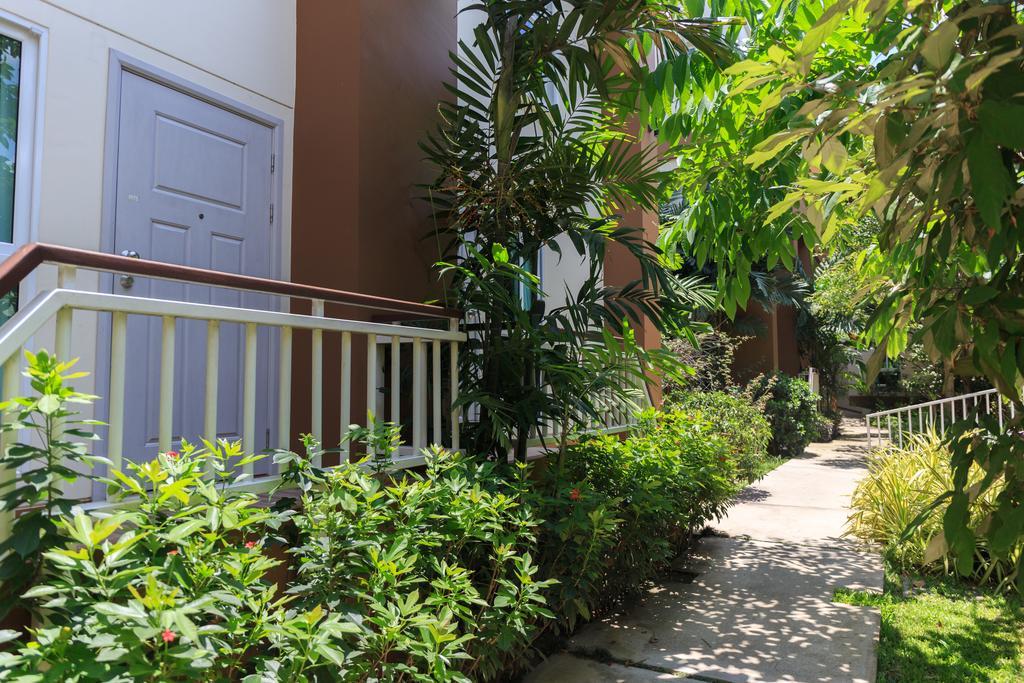 U Tiny Boutique Hotel Suvarnabhumi Bangkok - Sha Plus Exterior photo